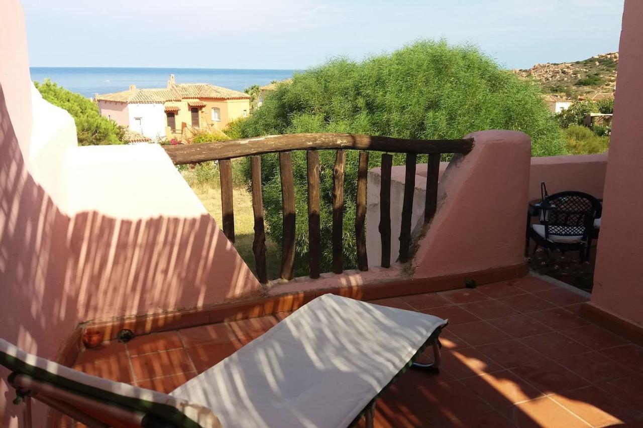 Un Angolo Di Paradiso A Pochi Passi Dal Mare Nel Villaggio Calarossa Isola Rossa Dış mekan fotoğraf